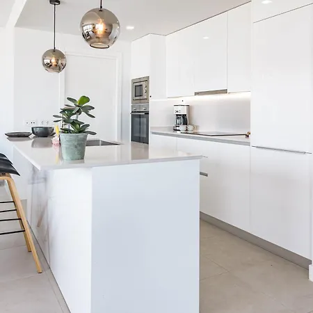 Lme10.3a - Bright Modern Flat With Amazing Terrace *